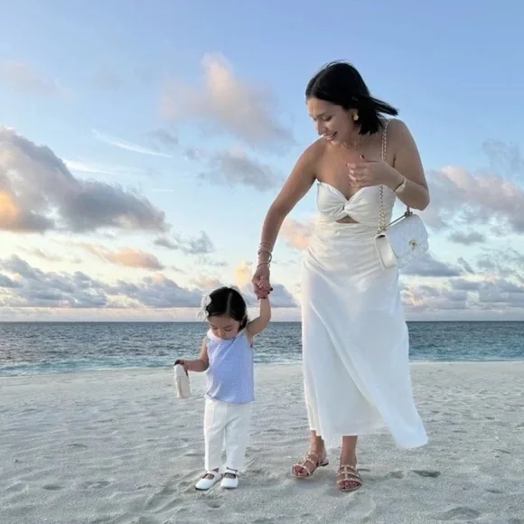 Petal & Pup Strapless cut out twist top linen midi dress nwot - Picture 2 of 15